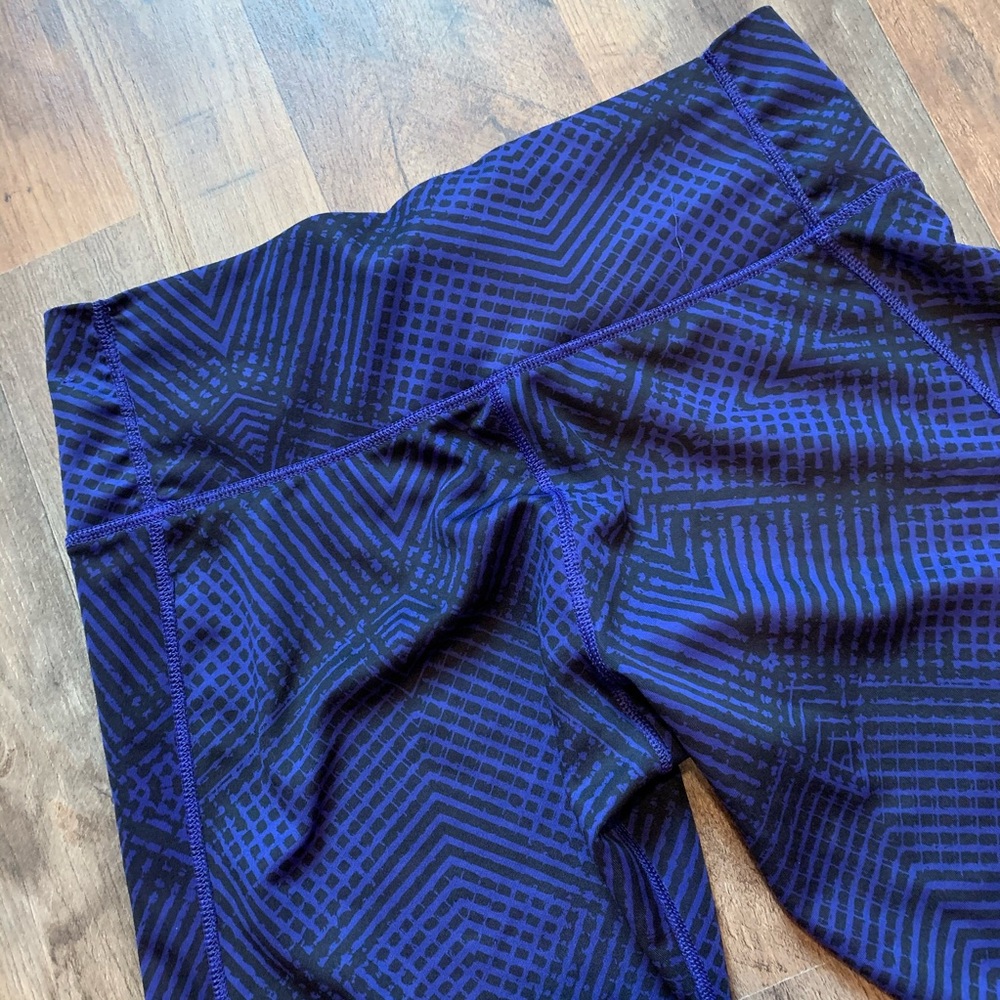 Adidas Patterned Climate Athletic Workout Capri P… - image 2